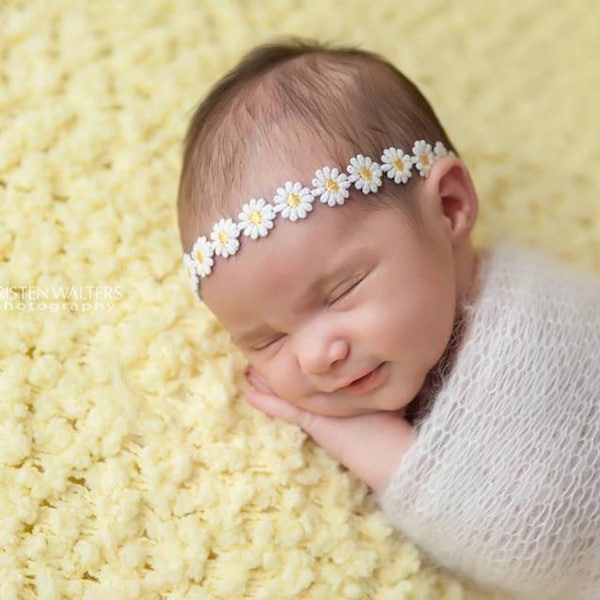 Daisy headband-newborn, babies,spring, summer, Easter, photo prop, newborn halo