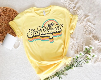 Sunkissed Tee- camiseta gráfica retro para mujer, verano