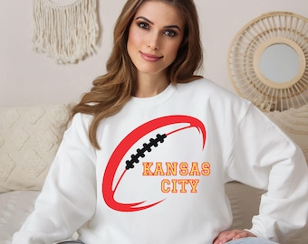 Kansas City Fußball-Sweatshirt, Fußballgeschenk für sie, Kansas City Pullover, KC Fußball-Sweatshirt, Bekleidung für die Football-Saison, KC-Teamgeist