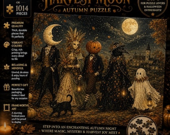 Può includere: Una scatola di puzzle Harvest Moon Autumn con un'illustrazione scura e suggestiva di cinque figure in costume, tra cui una testa a forma di luna crescente, una di zucca e un fantasma, in un bosco notturno sotto la luna piena.