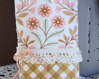 Quilted Prayer Card Pocket: Gold Plaid and Floral Fabric Prayer Card Holder, Holds Most Standard Size Cards, Verse Card Display