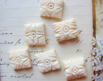 5 carved bone bracelet connectors - vintage 1930s patterned two hole connector or focal plate - bovine cow bone