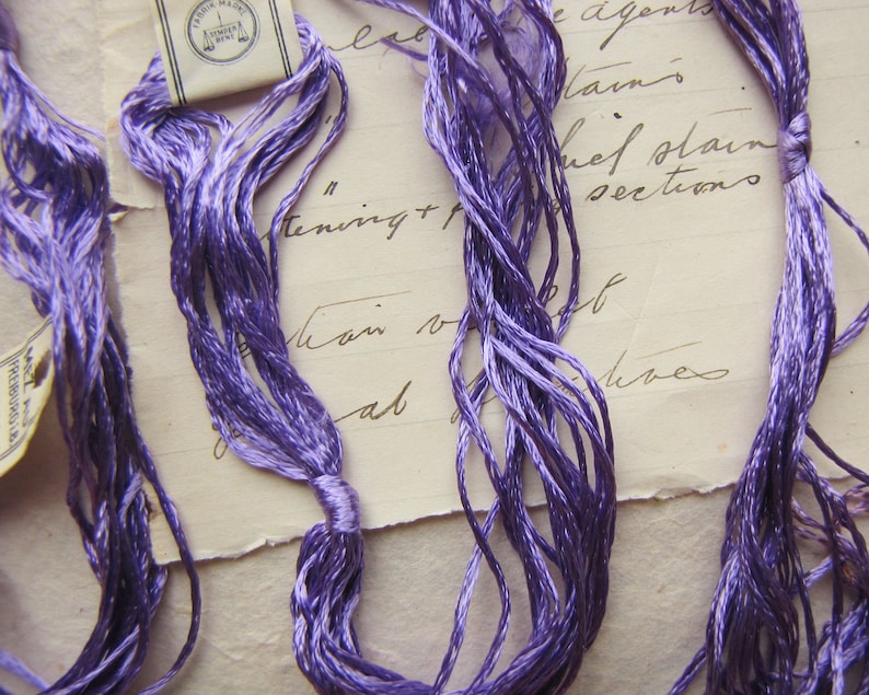 German Mez artificial silk thread antique embroidery floss pastel violet colour 476 circa 1920s