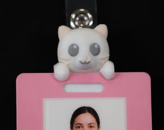 Distintivo "Gatto Bianco" per Amico - Infermiere, Ospedale, da far scorrere o agganciare al documento d'identità