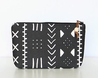 Mudcloth print Canvas Zipper Pouch, Black and white print makeup bag, cosmetic bag, toiletry bag, Gift for Women, Bridesmaid gift