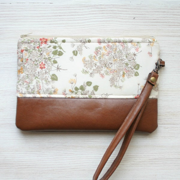 Retro floral wristlet Clutch Purse Vegan Faux leather Vintage fabric