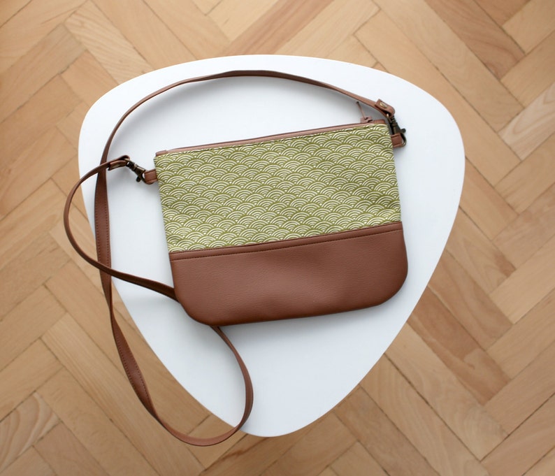 Green Waves Crossbody Leather bag, Clutch Purse, Every day bag, Vegan, Brown leather image 2