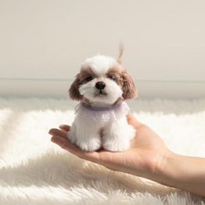 ESSA Handmade Shih Tzu Hund Mini Plüsch | Schlüsselanhänger | Taschenanhänger | Sammlerstück | Strumpf Geschenke