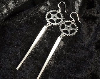 Cogwheel spike earrings, silver tone modern industrial steampunk statement shoulder dusters
