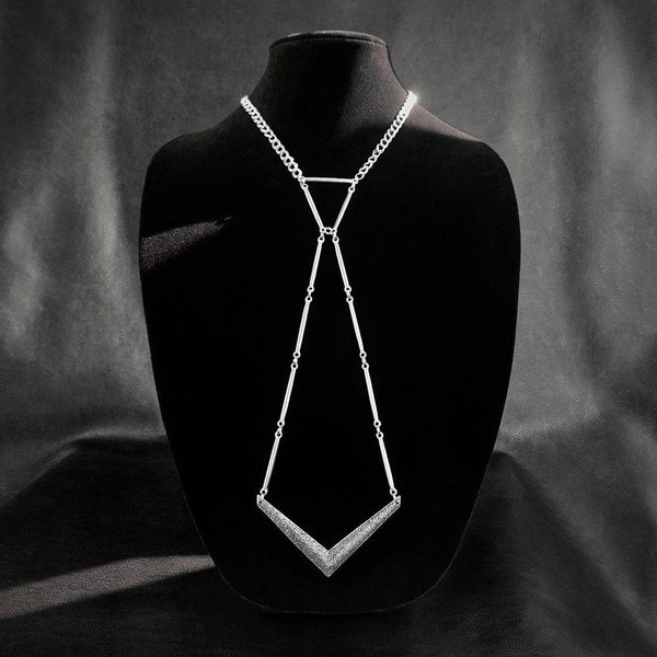 Collier cravate tendance, collier unisexe géométrique minimaliste argenté