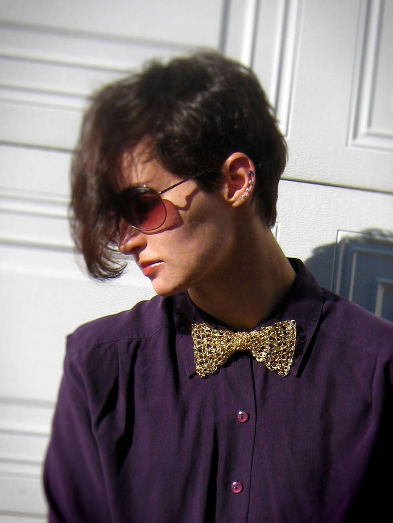 Bow tie necklace gold wire crochet unisex bow tie wire mesh image 1