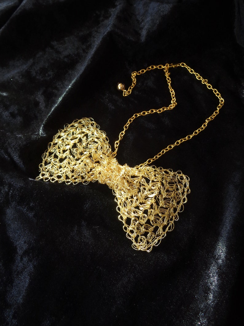 Bow tie necklace gold wire crochet unisex bow tie wire mesh Gold