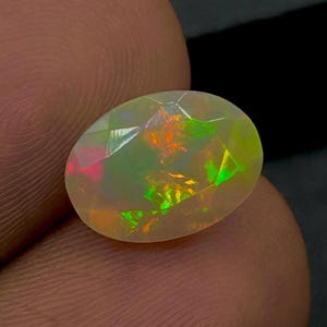 Multi Fire Opal, Faceted Oval Cut Welo Gemstone 2.15 Ct, Rainbow Color Play Crystal Stone 8x11mm, Natural Ethiopian Opal for Ring Setting