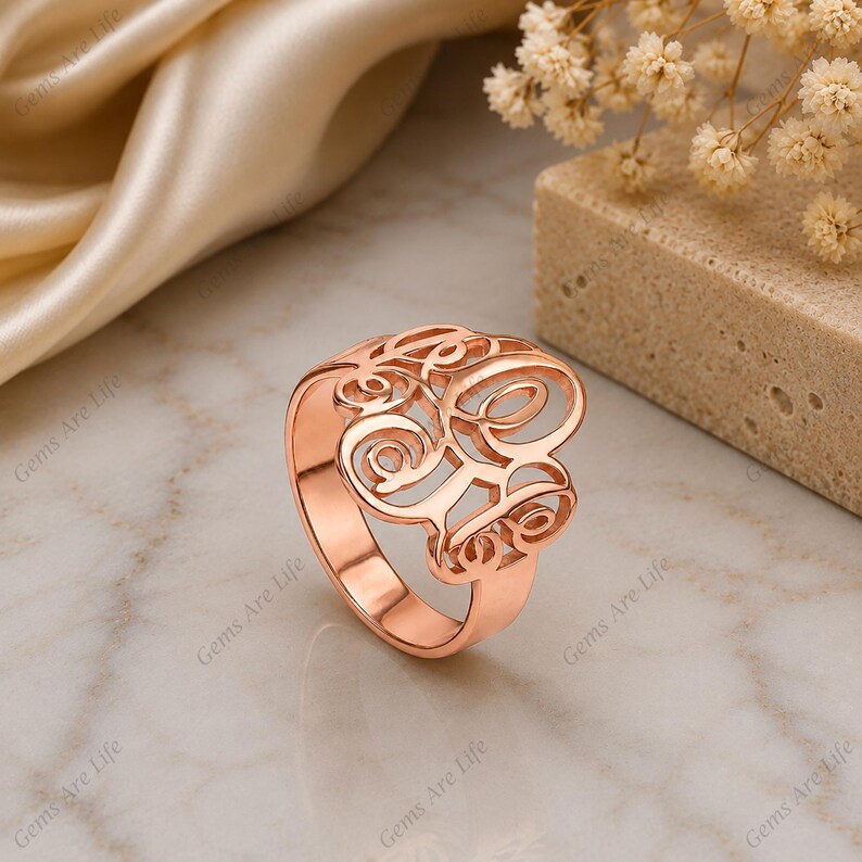Personalisierter Ring mit ineinandergreifendem Monogramm, 925er Sterlingsilber oder Messing, individueller Ring mit drei Initialen in Schreibschrift, Geschenk für Sie Rose Gold