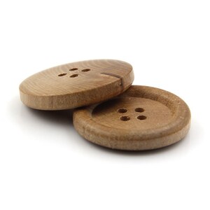 1 Pack van handgemaakte DIY Knoppen Ronde houten knoppen natuurlijke log kleur dunne rand vier gaten knoppen retro high-end houten knoppen WBT2 afbeelding 1