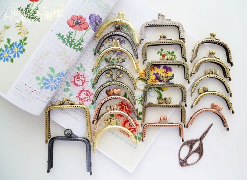 20PCS Color and Style Random Clearance Sale Purse Frames 8.5cm / 3.3 inch zdjęcie 1