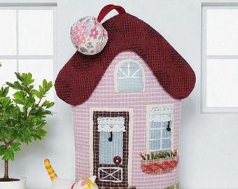 Hand Sewn Quilted Key Cover: Patchwork House Design