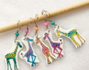 whimsical giraffe stitch markers, snag free knitting stitch markers, fun knitting accessory