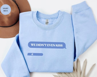 Bluza z kapturem „Nawet się nie pocałowaliśmy”, prezent dla fanów hokeja LGBT z motywem romansu, koszulka z filmu „Heated But Devote”, koszulka z filmem, koszulka z napisem „Night Text”