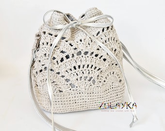 Drawstring Bucket Bag, Large Crossbody Purse and Shoulder Tote, Leather Bottom and Straps, Handmade Crochet, Off white