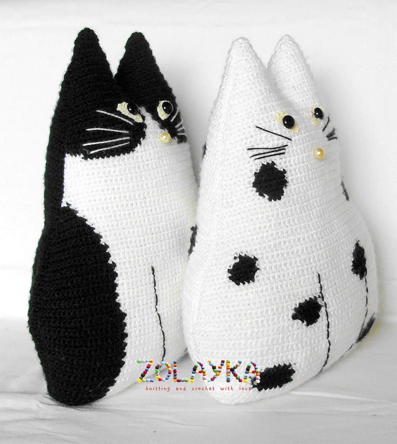 Crochet cat toy pillows set Black and White cat stuffed cat pillow pet lover gift cat toy pillow animal pillow primitive toy cat crochet image 2