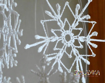 Tiny Crochet Snowflakes, White Christmas Décor, Xmas Tree Hanging Ornament, Set of 6 Delicate Snowflakes