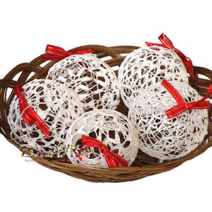 4 Lace Crochet Christmas Balls, Rustic Christmas Decoration Ball Ornament, White Lace Christmas Baubles, transparent