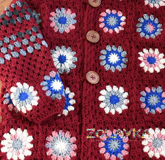 Red Grandma Square Cardigan con capucha 
