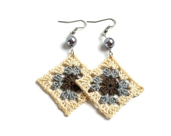 Crochet granny square earrings. beige gray and brown