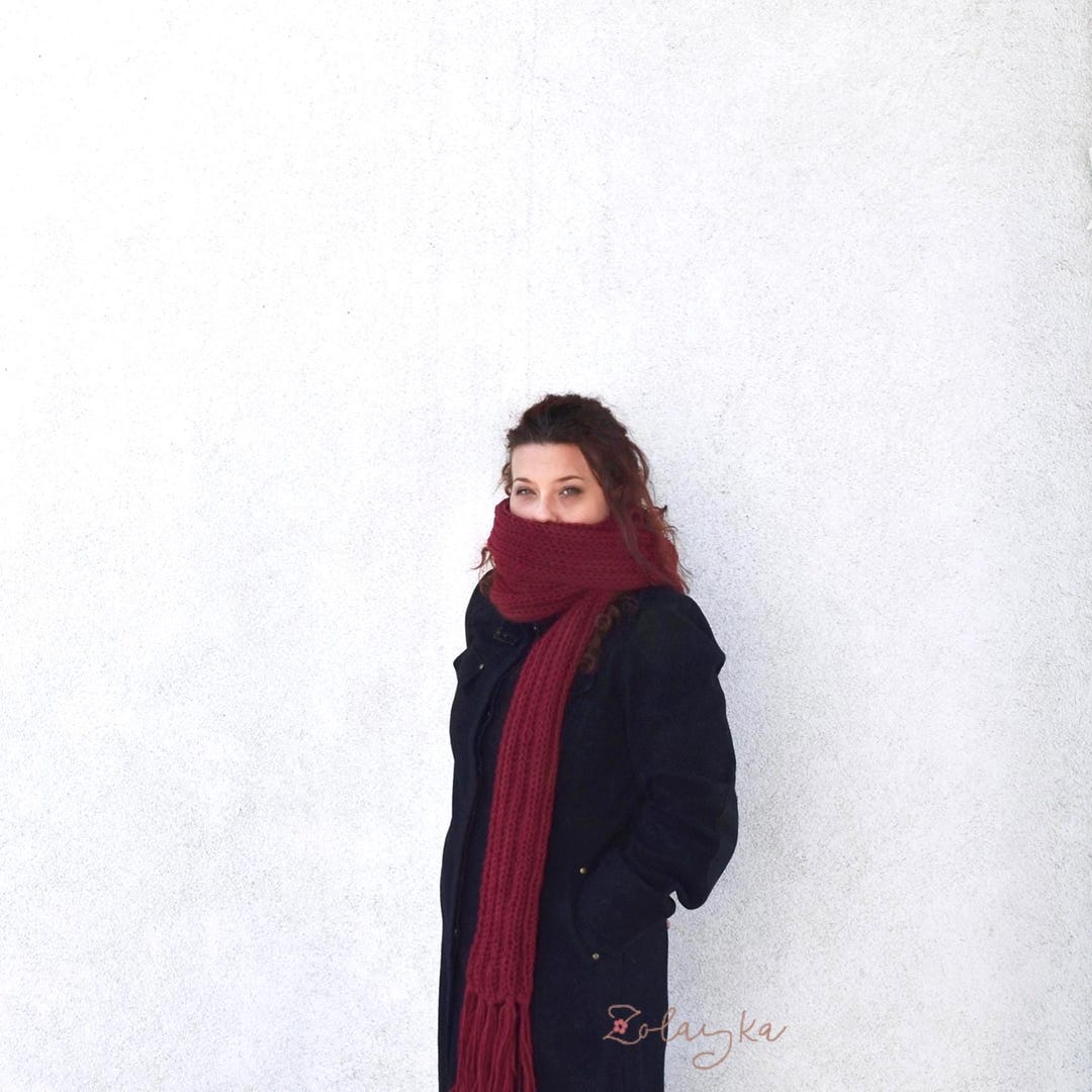 Chunky Wool Knit Scarf in Burgundy Red – Extra Long Unisex Winter Scarf ...
