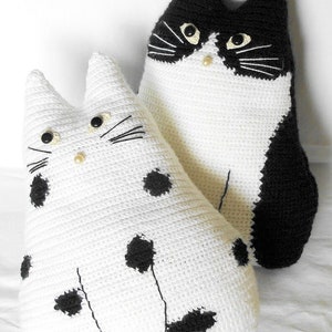 Crochet cat toy pillows set Black and White cat stuffed cat pillow pet lover gift cat toy pillow animal pillow primitive toy cat crochet image 3