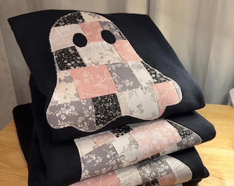 Felpa girocollo con fantasma patchwork / Halloween fatto a mano / Pezzo unico.