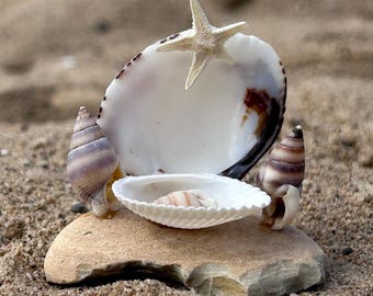 Handmade Beach Stone Nativity Scene: Coastal Christmas Decor