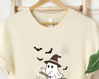 Spooky Ghost Halloween T-Shirt: Bats & Witches Outfit
