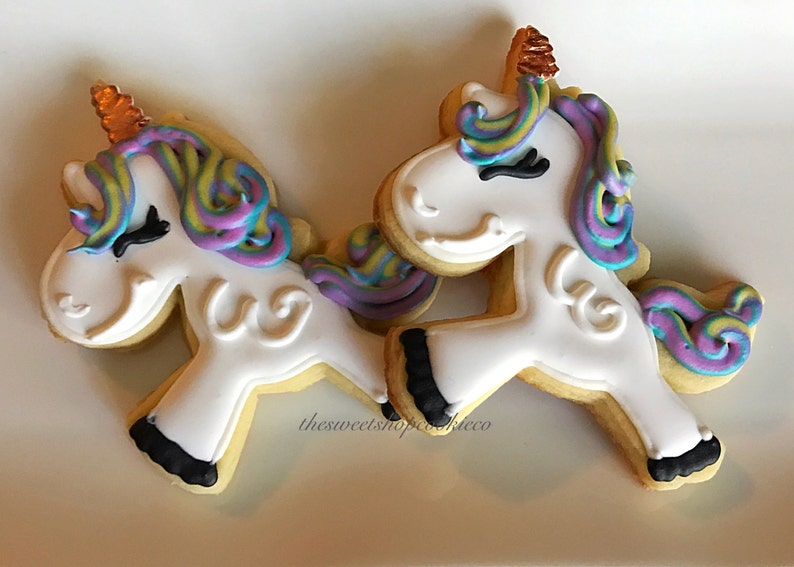 Unicorn cookies 1 dozen image 1