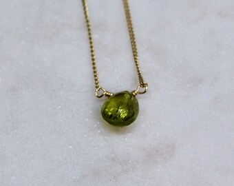 14K Yellow Gold Peridot Necklace, Handmade Green Gemstone Necklace, Green Gemstone, Peridot Pendant, August Birthstone, Peridot Birthstone