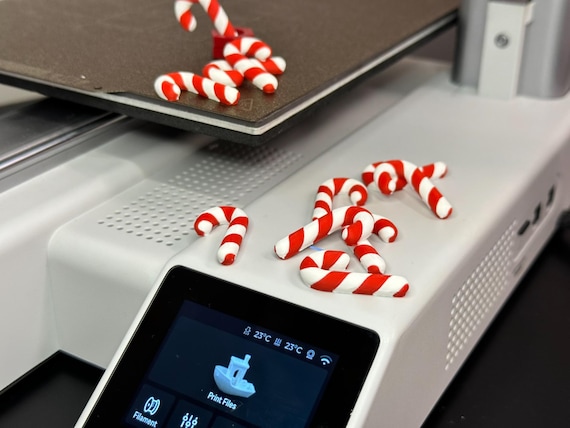 16 Cute Mini Candy Cane Christmas