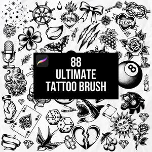 Può includere: Una collezione di illustrazioni in stile tatuaggio in bianco e nero, tra cui un timone, un cuore con uno striscione con la scritta "MOM", una rosa, una tigre, un microfono e una palla nera numero 8. Il testo "88 ULTIMATE TATTOO BRUSH" è visualizzato in un rettangolo nero.
