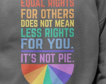 Felpa girocollo con messaggio di orgoglio: abbigliamento per l'uguaglianza LGBTQ+