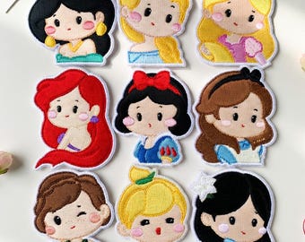 ディズニープリンセス刺繍ワッペン - 白雪姫、シンデレラ、アリエル、ベル - ジャケットやバックパックにアイロンで貼り付け可能