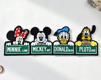 ディズニー ミッキー ミニー ドナルド プルート 刺繍入り道路標識ワッペン（アイロン接着式）