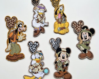 Disney Mickey and Friends Patch, Safari Jungle  Minnie Donald Goofy Pluto