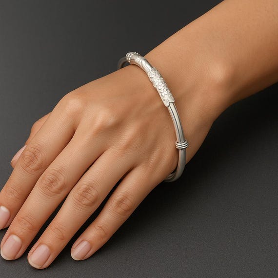 Handcrafted Silver Leaf Bangle | Adjustable 999 Sterling Silver