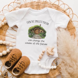 Body de bebé inspirado en cuentos de fantasía: Conjunto de bebé de la Casa Hobbit "La Persona Más Pequeña", camiseta para niño pequeño