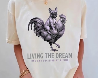 Divertente grafica sarcastica con procione e gallo, design per maglietta PNG, download digitale per sublimazione