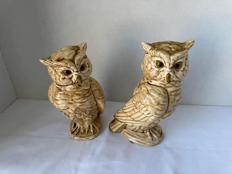 Vintage Owls Figurines - SET of 2 - Ceramic Owls - JAPAN - MCM Owl Figurines. A4