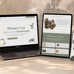 Könnte beinhalten: Ein Laptop, ein Tablet und ein Smartphone mit der Evaré Wellness Website. Die Bildschirme zeigen den Text Primary Care designed around real relationships, About Evaré Wellness und What Patients Can Expect sowie medizinische Symbole und Fotos.