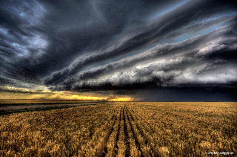 Supercell storm in Kansas on 6-18-11. This storm did produce a tornado in Colorado image 1