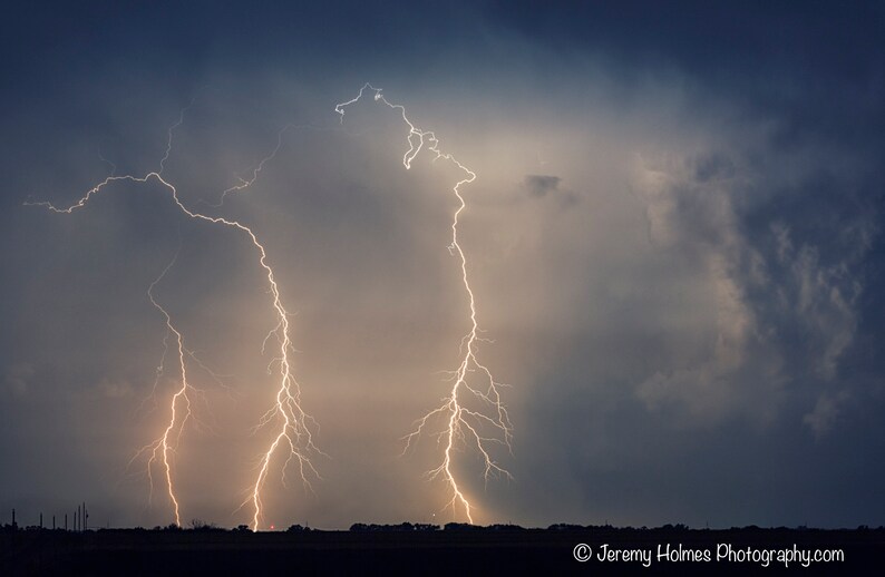 Lightning Bolt Art From a Supercell Thunderstorm - Etsy