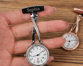 Reloj de bolsillo con nombre personalizado y diamante, reloj de bolsillo con nombre personalizado, reloj de bolsillo con nombre de enfermera y pin de solapa, regalo de graduación, regalo de Navidad.